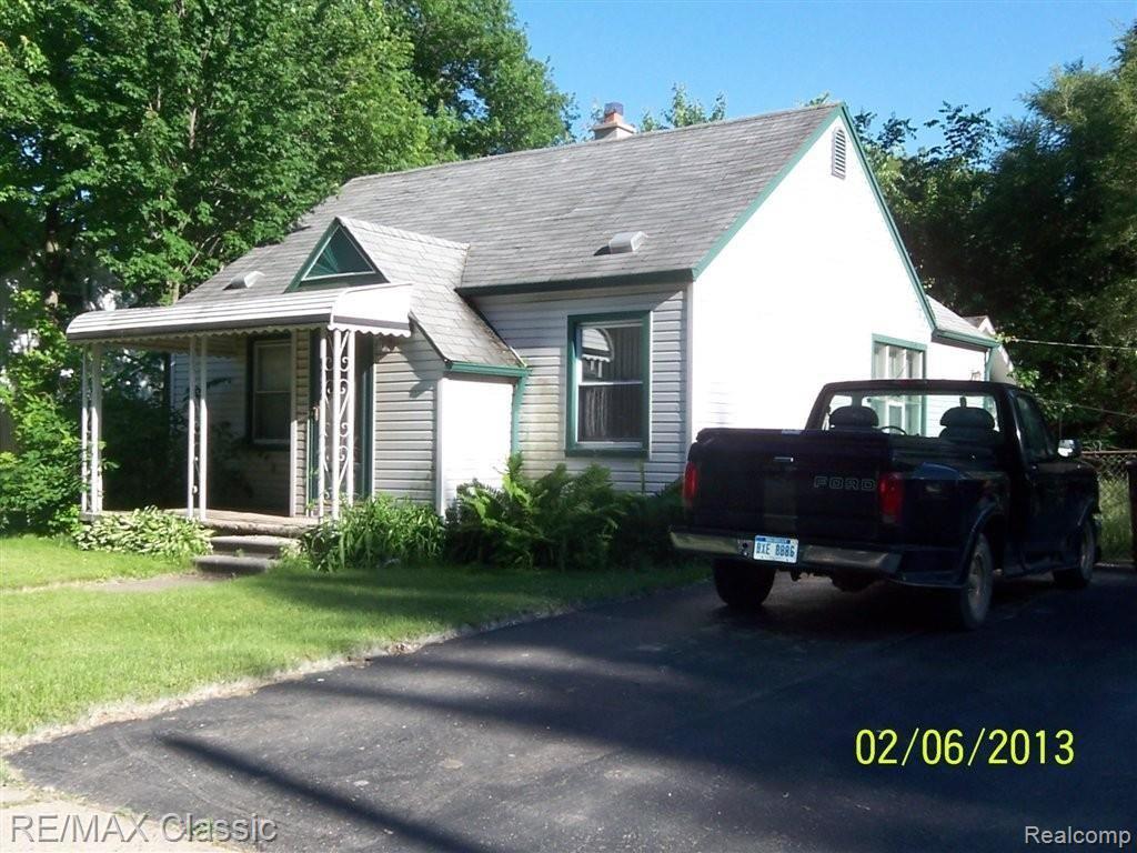 37037 Bendix Street Wayne, MI 48184 - Photo 2 of 4 Another View
