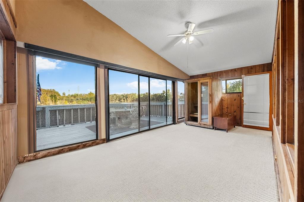 17301 Estes Road Lutz, FL 33548 - Photo 13 of 56