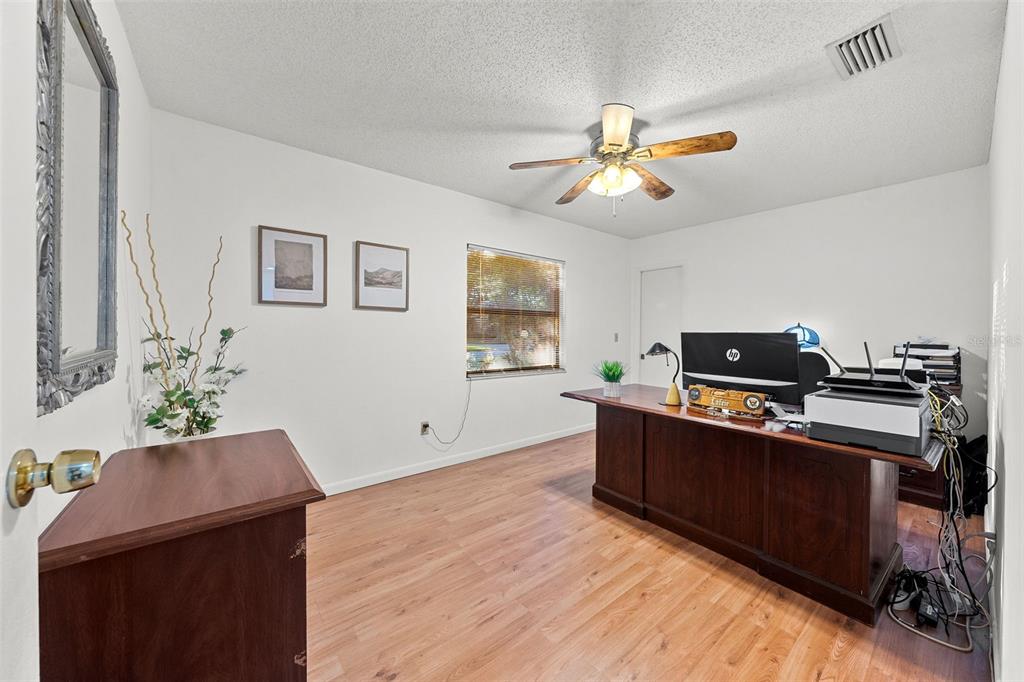17301 Estes Road Lutz, FL 33548 - Photo 19 of 56