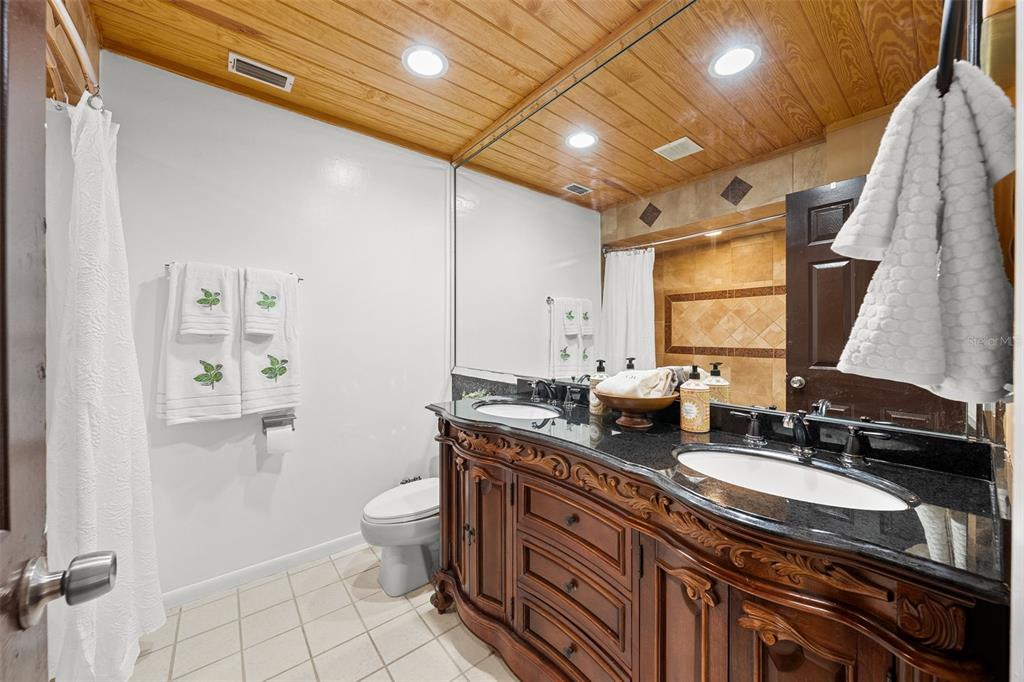 17301 Estes Road Lutz, FL 33548 - Photo 20 of 56