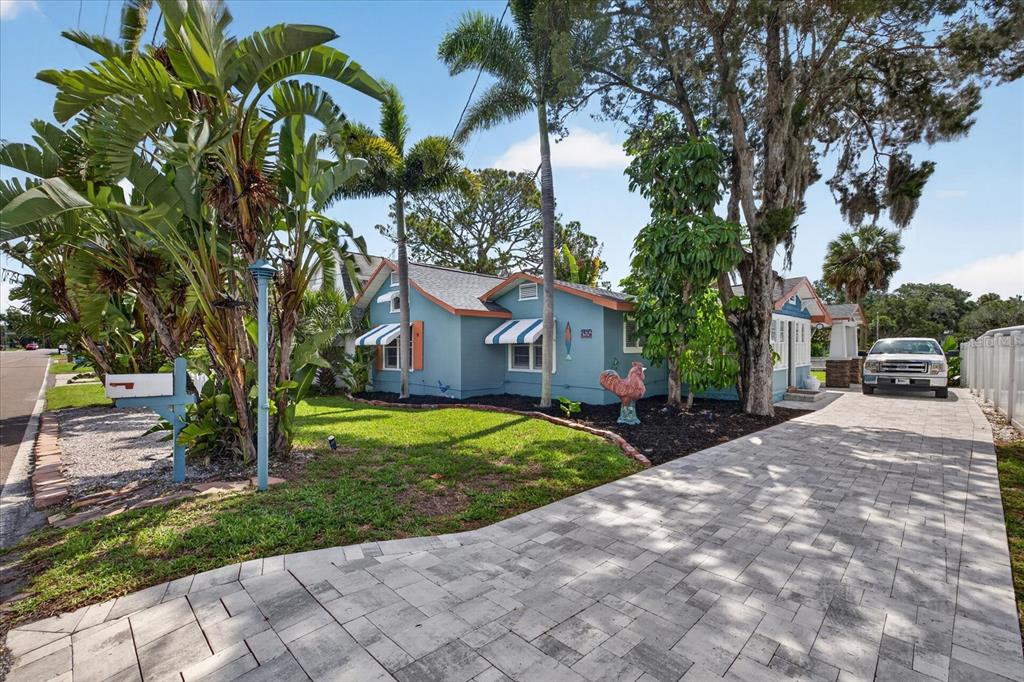 6202 River Road New Port Richey, FL 34652 - Photo 2 of 52 Gallery Image 2