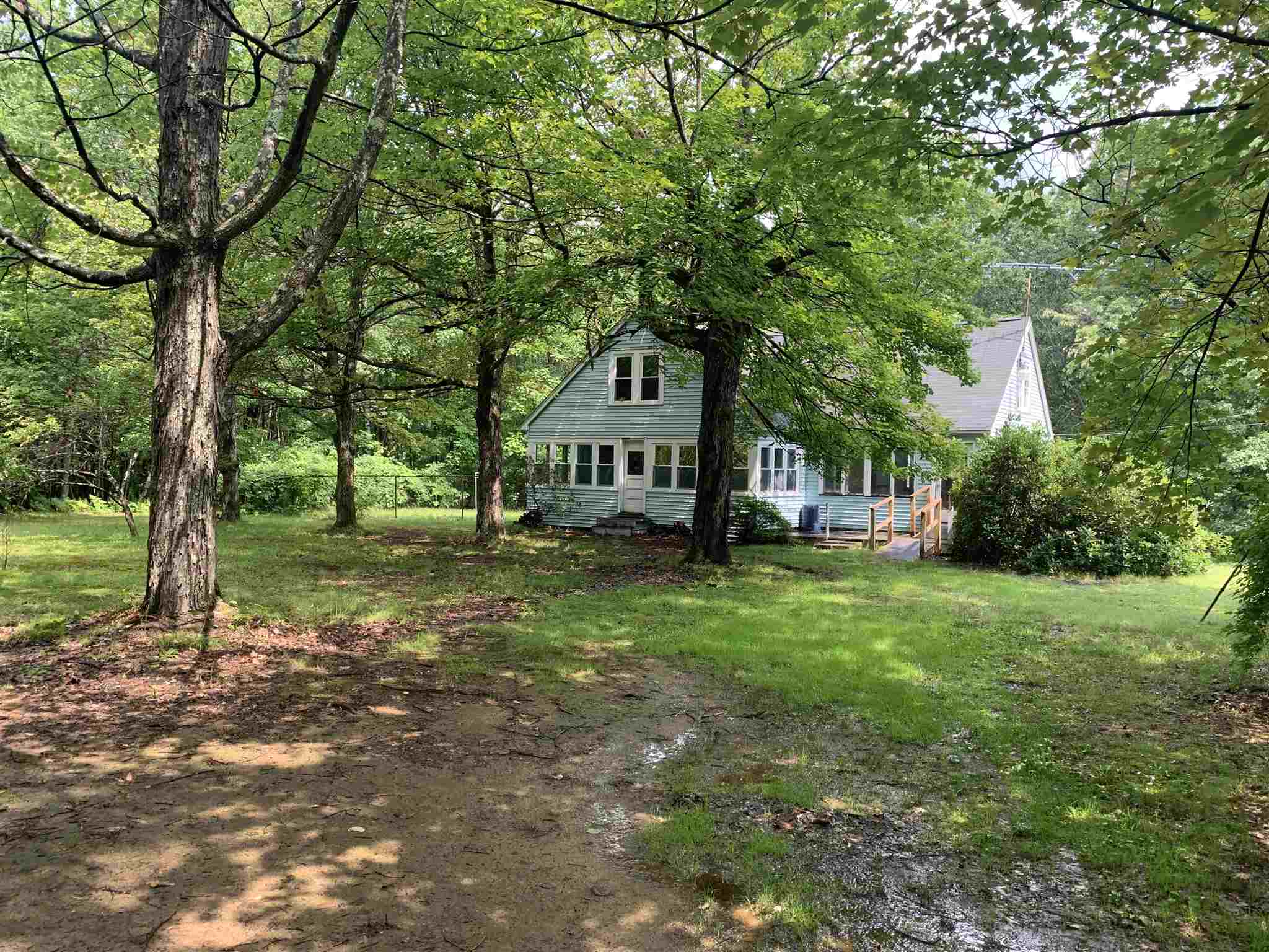 50 Grapevine Road Dunbarton, NH 03046 - Photo 2 of 29