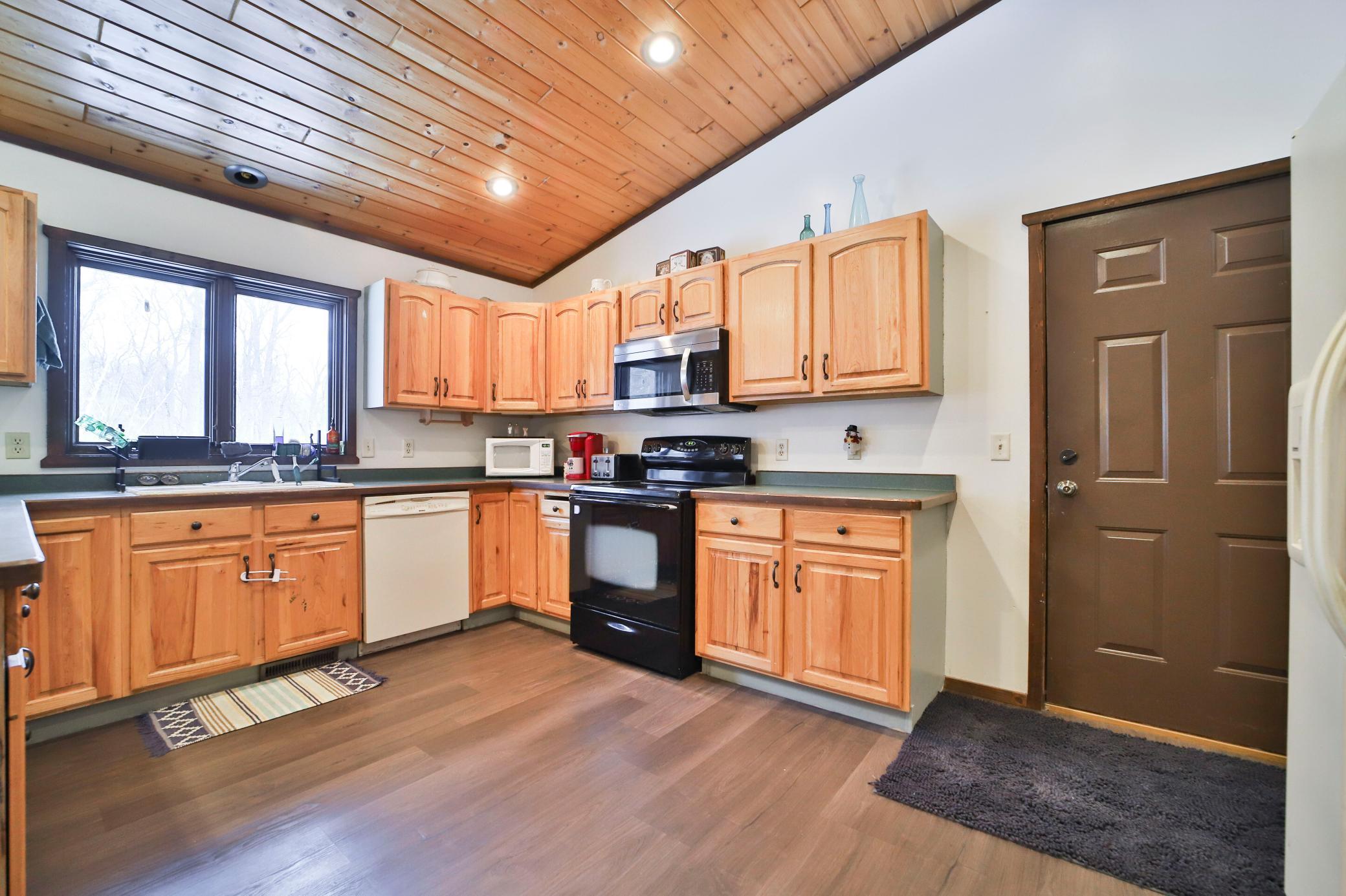 10824 1st St Circle Breezy Point, MN 56472 - Photo 5 of 56