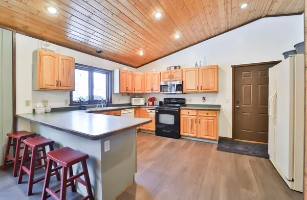 $349,900 | 10824 1st St Circle, Breezy Point, MN 56472