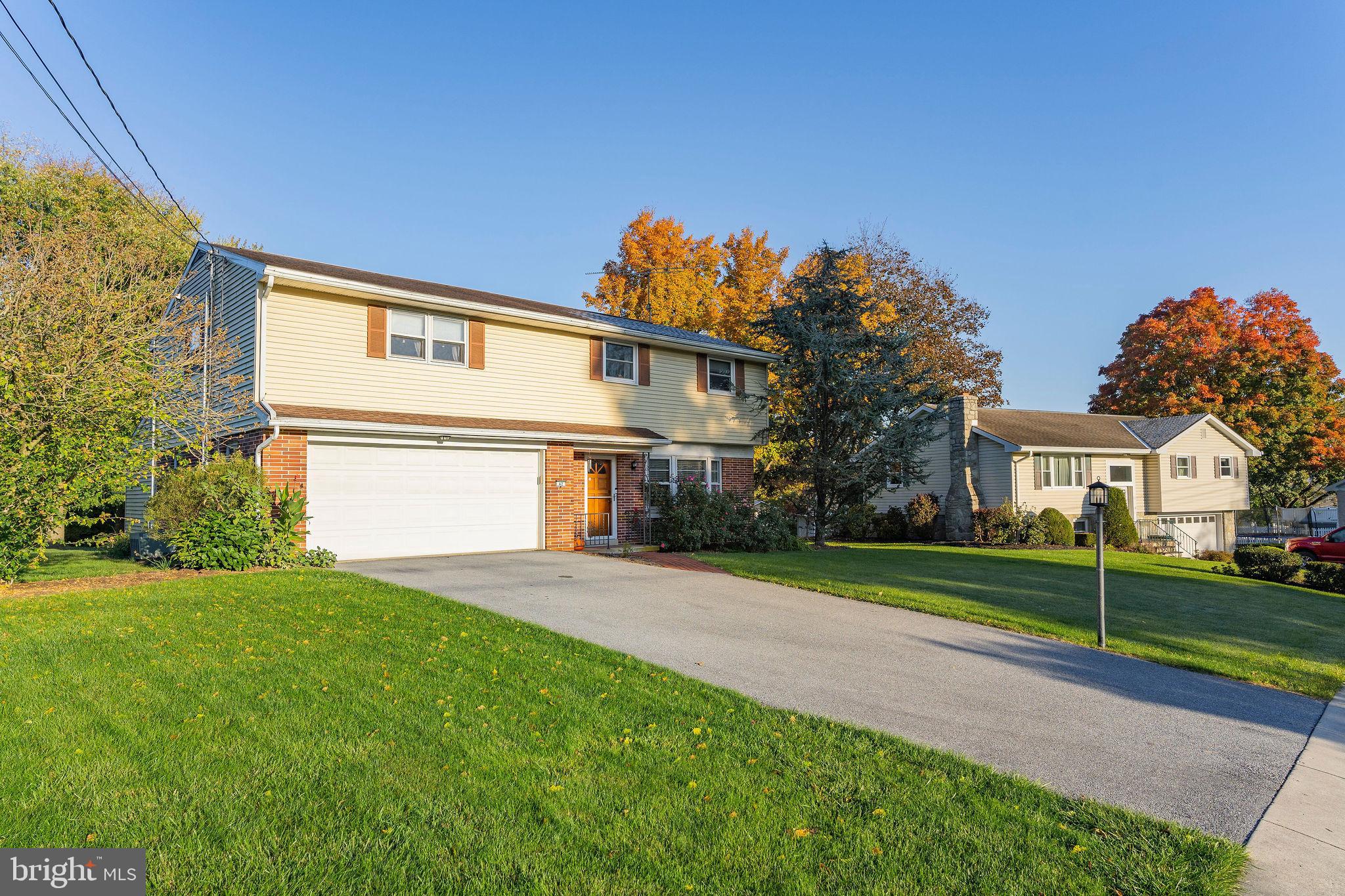 42 Wolf Road Akron, PA 17501 - Photo 1 of 50