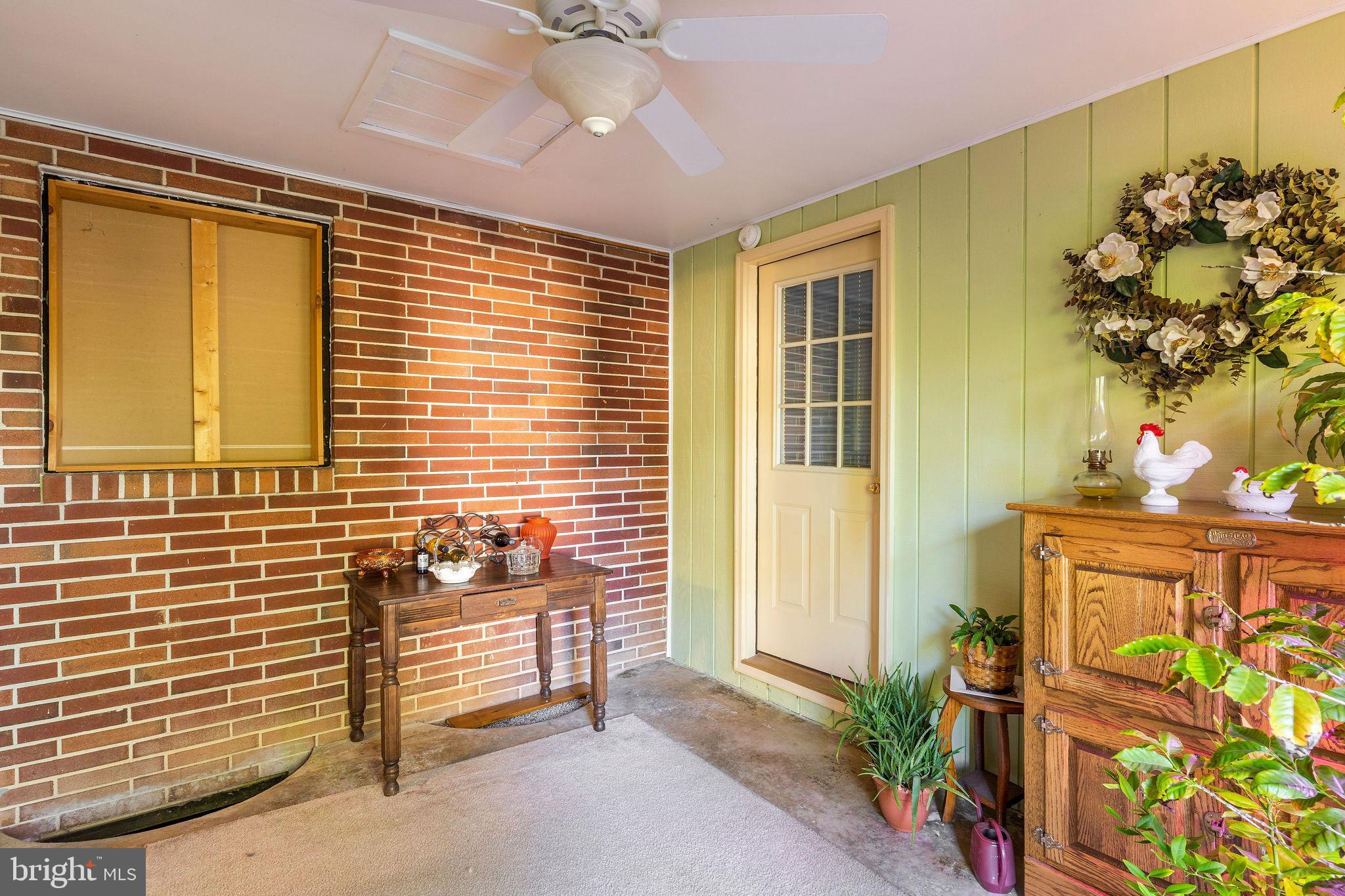 42 Wolf Road Akron, PA 17501 - Photo 29 of 50