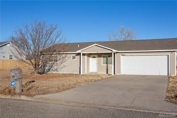 $180,000 | 413 Mitchell Avenue, Ordway, CO 81063