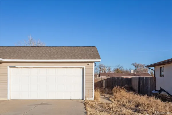 $180,000 | 413 Mitchell Avenue, Ordway, CO 81063