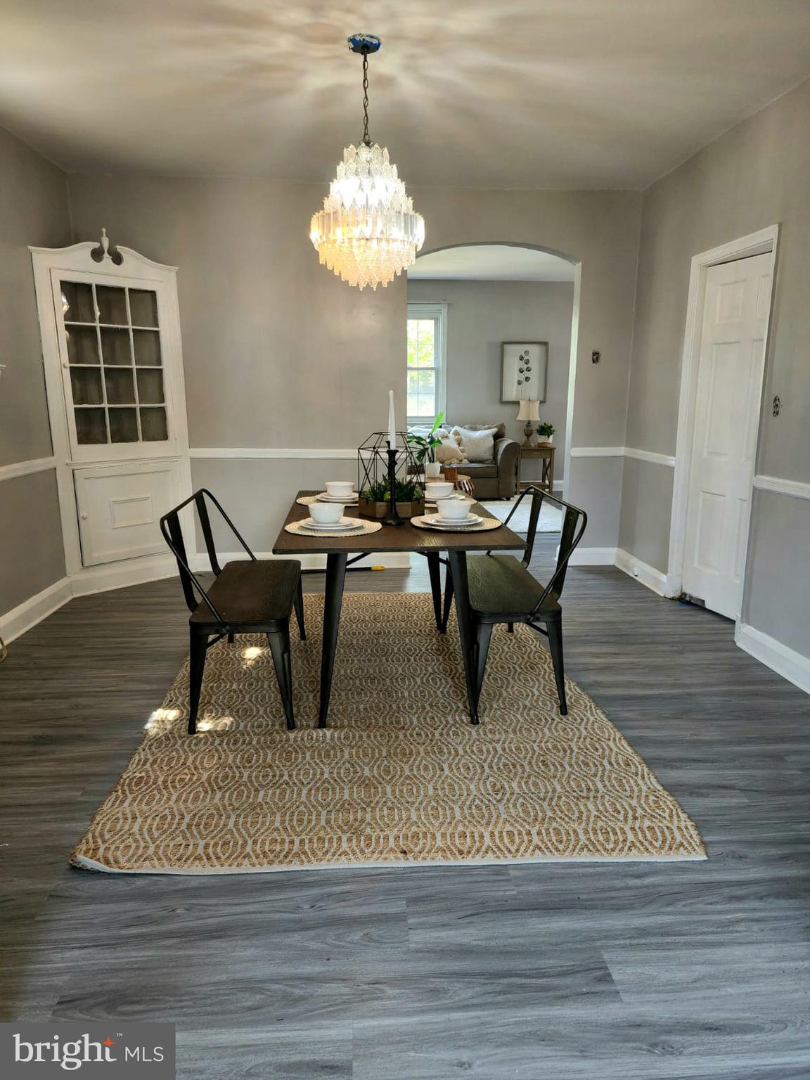 3703 Dennlyn Road Baltimore, MD 21215 - Photo 6 of 25 Gallery Image 6
