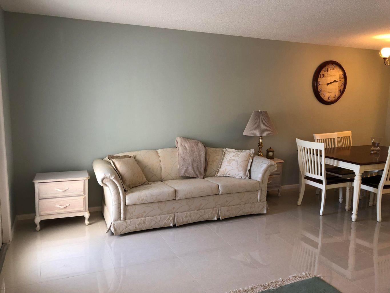2059 Ainslie Drive, Unit D Boca Raton, FL 33434 - Photo 7 of 18 livingroom