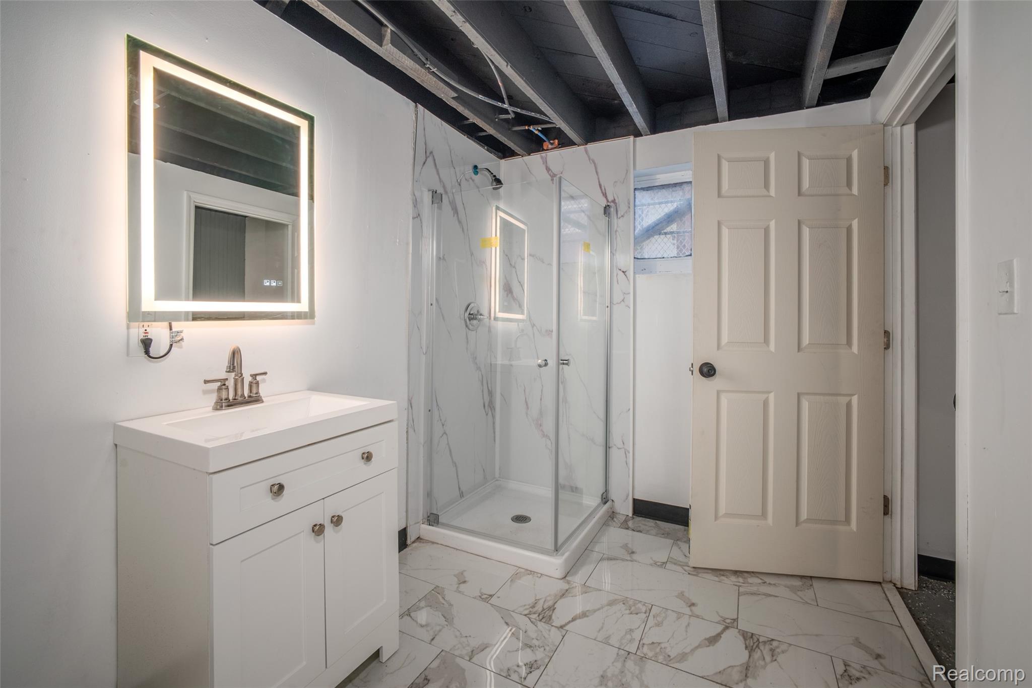 708 Webb Street Detroit, MI 48202 - Photo 26 of 32 26.jpg