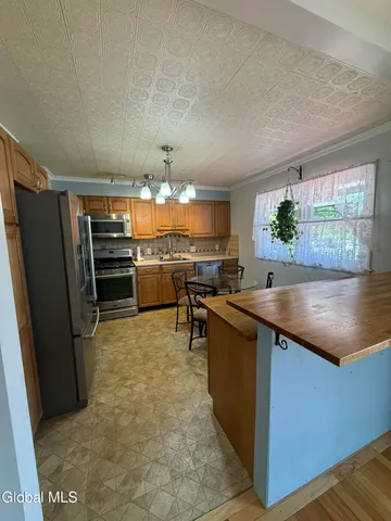 $36,300 | 10 Tower Heights, Colonie, NY 12211