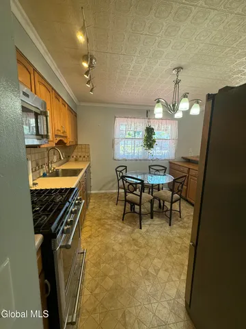 $36,300 | 10 Tower Heights, Colonie, NY 12211