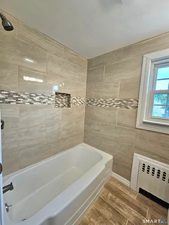 $2,800 | 2071 Middletown Avenue, North Branford, CT 06472