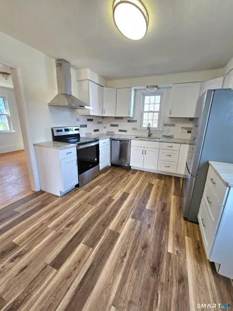 $2,800 | 2071 Middletown Avenue, North Branford, CT 06472