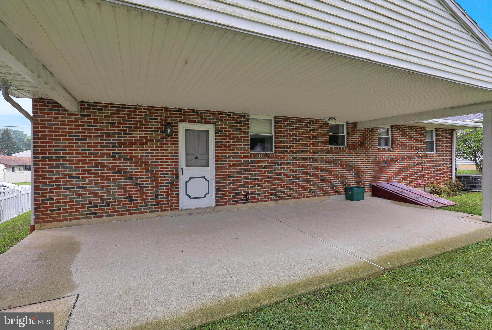 411 Mc Arthur Avenue Reading, PA 19607 - Photo 27 of 30 360_7625