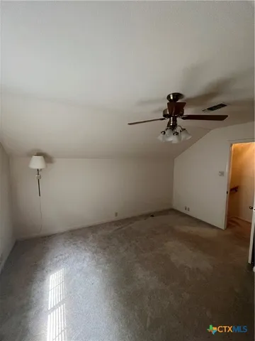 $2,900 | 184 East Lincoln Street, New Braunfels, TX 78130