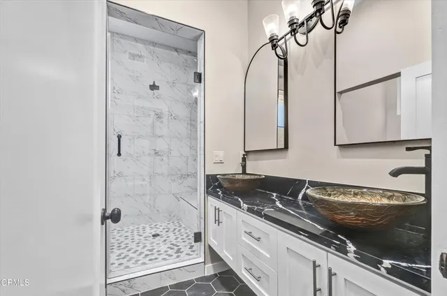 $6,995 | 3933 Glenalbyn Drive, Los Angeles, CA 90065