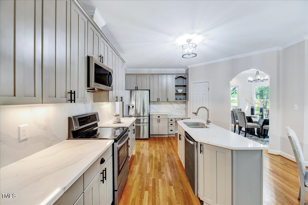 4710 Johnson Pond Road Apex, NC 27539 - Photo 16 of 39 Kitchen