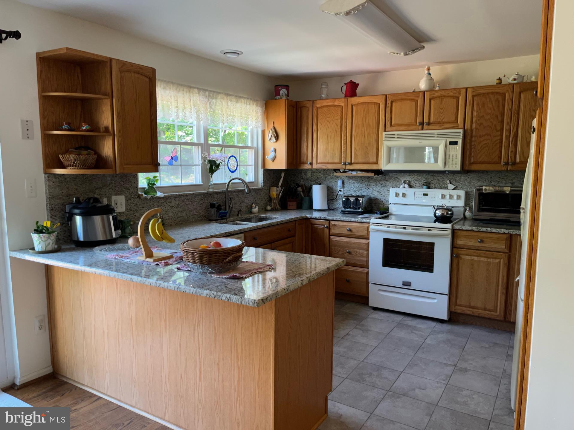 6817 Kerman Road Lanham, MD 20706 - Photo 11 of 39