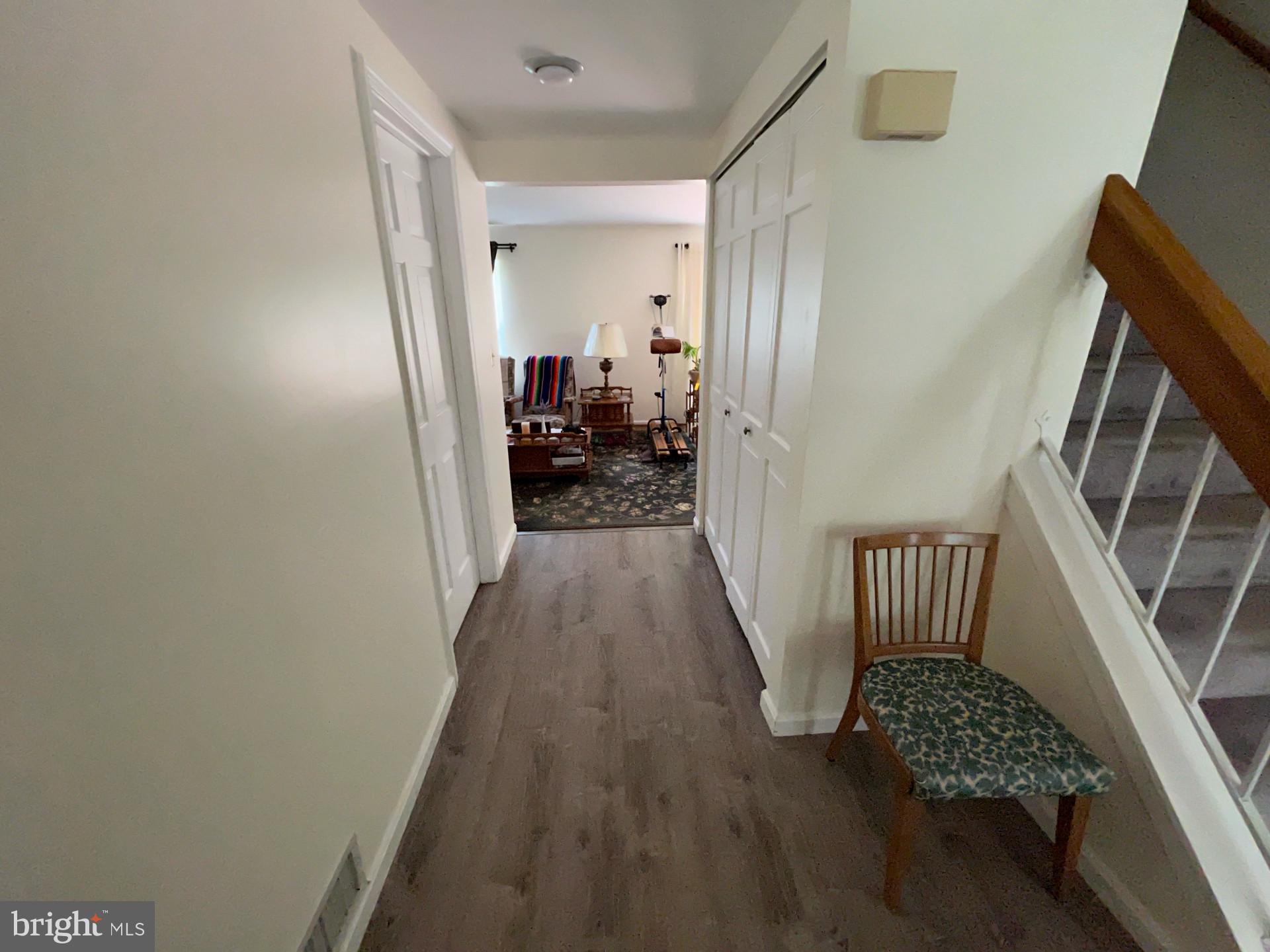 6817 Kerman Road Lanham, MD 20706 - Photo 4 of 39