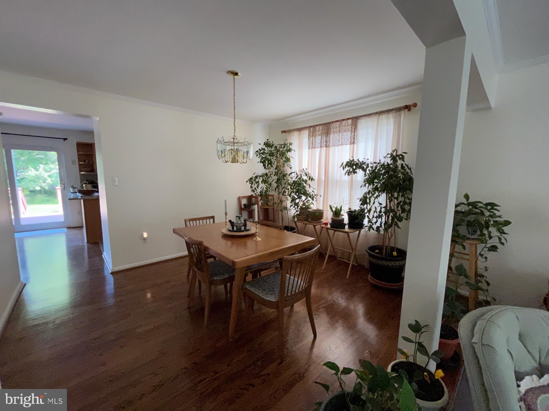 6817 Kerman Road Lanham, MD 20706 - Photo 8 of 39