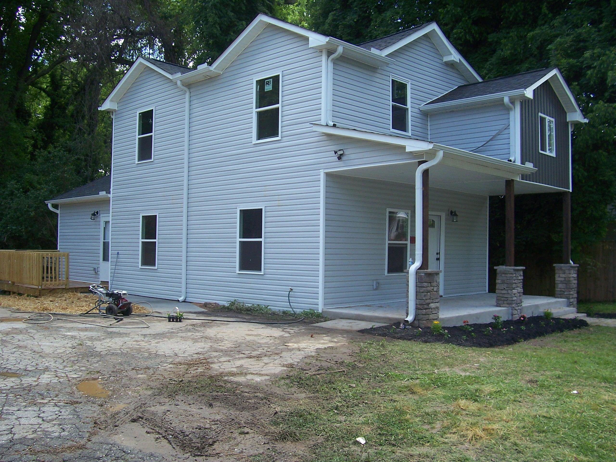 415 West Frederick Street Gaffney, SC 29341 - Photo 2 of 30