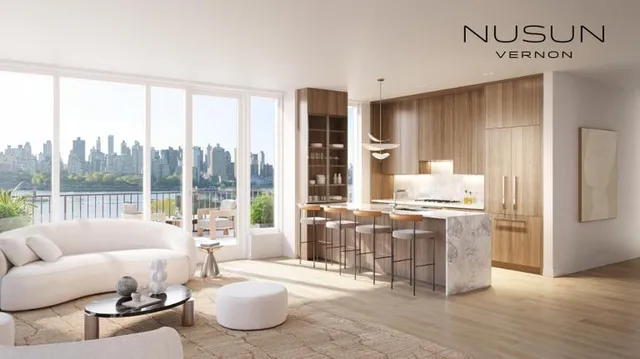 $5,850 | 30-55 Vernon Boulevard, Unit 3J | Astoria