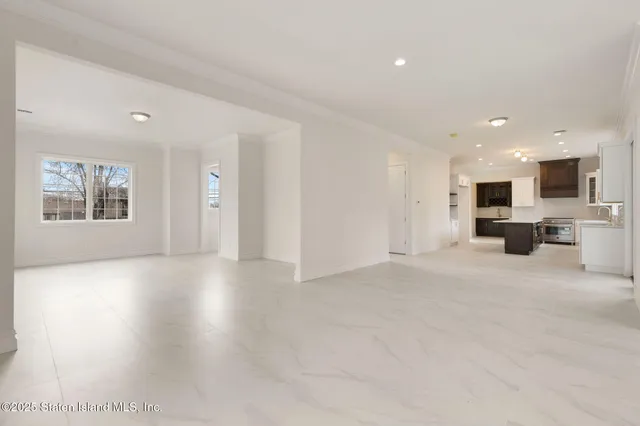 $2,088,000 | 69 Elmbank Street | Eltingville