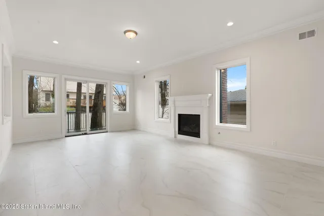 $2,088,000 | 69 Elmbank Street | Eltingville