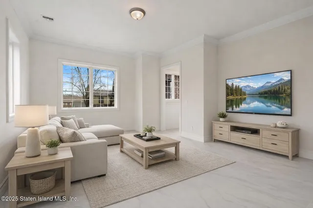 $2,088,000 | 69 Elmbank Street | Eltingville