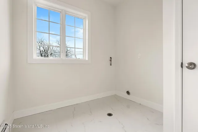 $2,088,000 | 69 Elmbank Street | Eltingville