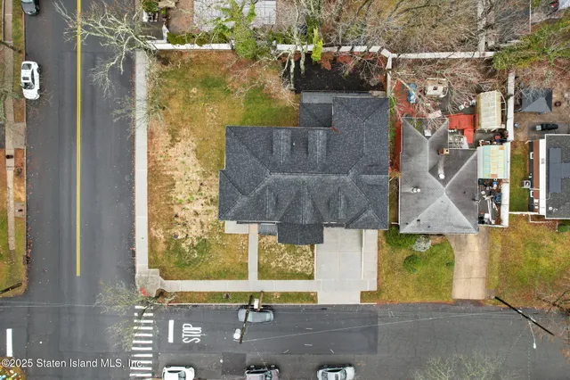 $2,088,000 | 69 Elmbank Street | Eltingville