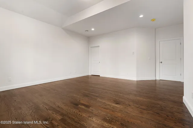 $2,088,000 | 69 Elmbank Street | Eltingville