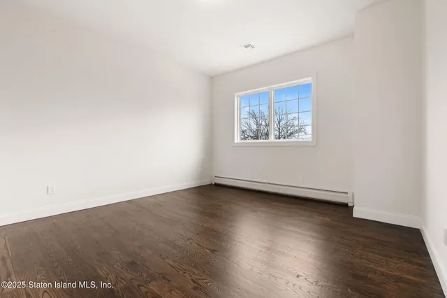 $2,088,000 | 69 Elmbank Street | Eltingville