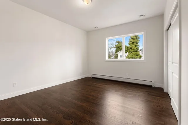 $2,088,000 | 69 Elmbank Street | Eltingville