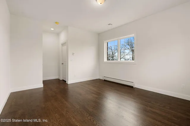 $2,088,000 | 69 Elmbank Street | Eltingville