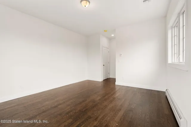 $2,088,000 | 69 Elmbank Street | Eltingville