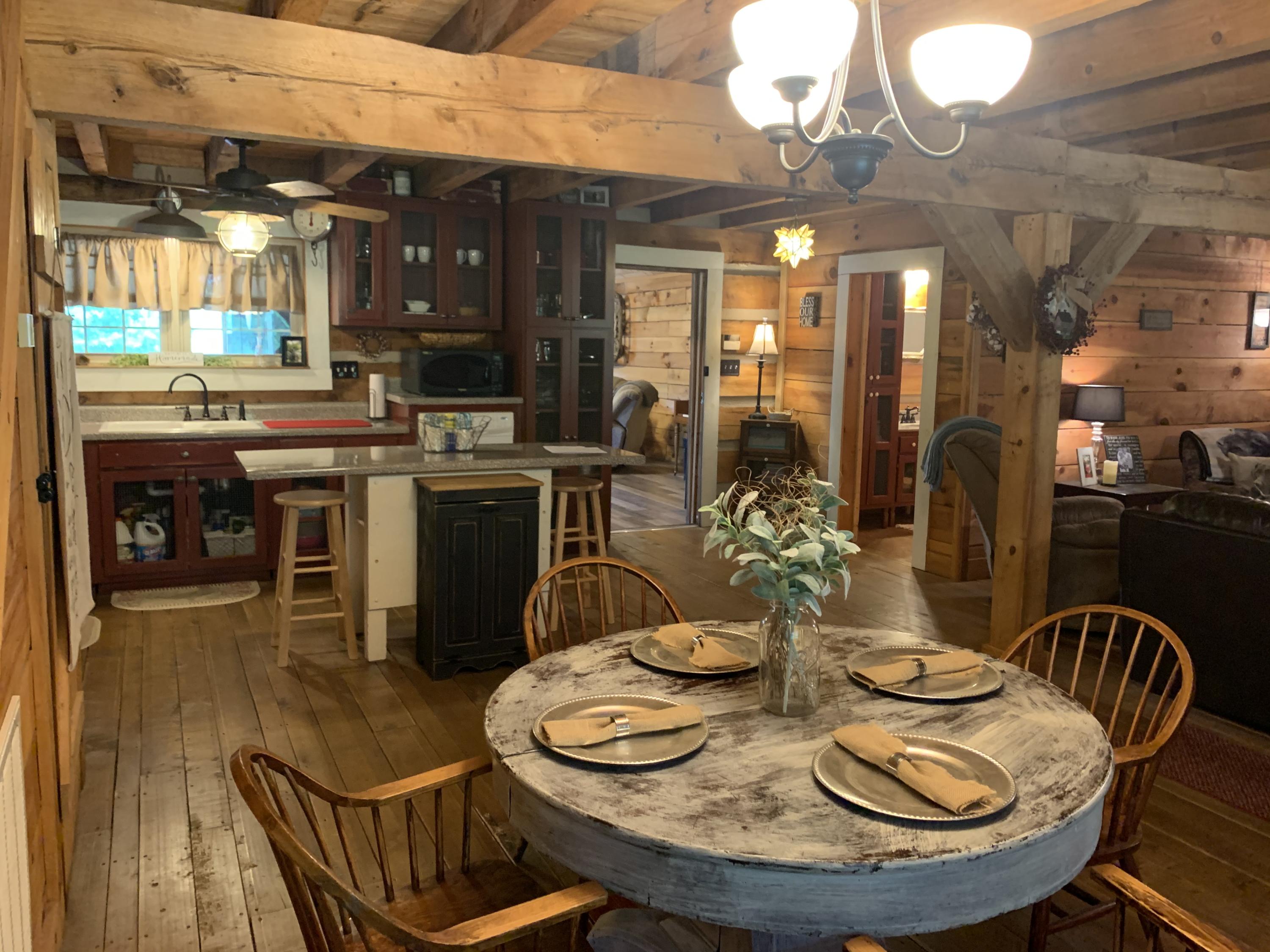 125 Warrensburg Rd Access Greeneville, TN 37743 - Photo 10 of 28 Dining to kitchen