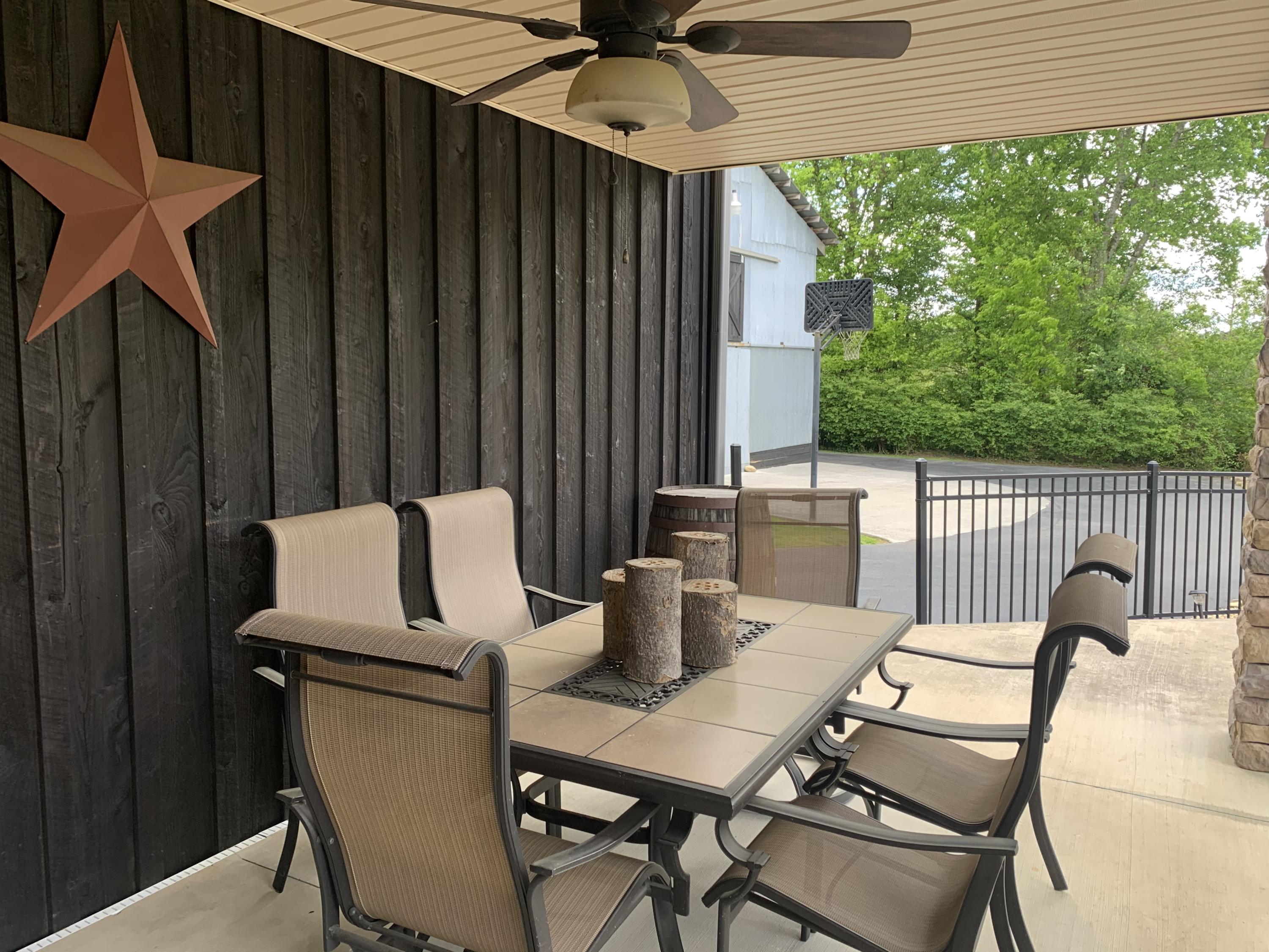 125 Warrensburg Rd Access Greeneville, TN 37743 - Photo 7 of 28 Poolside dining