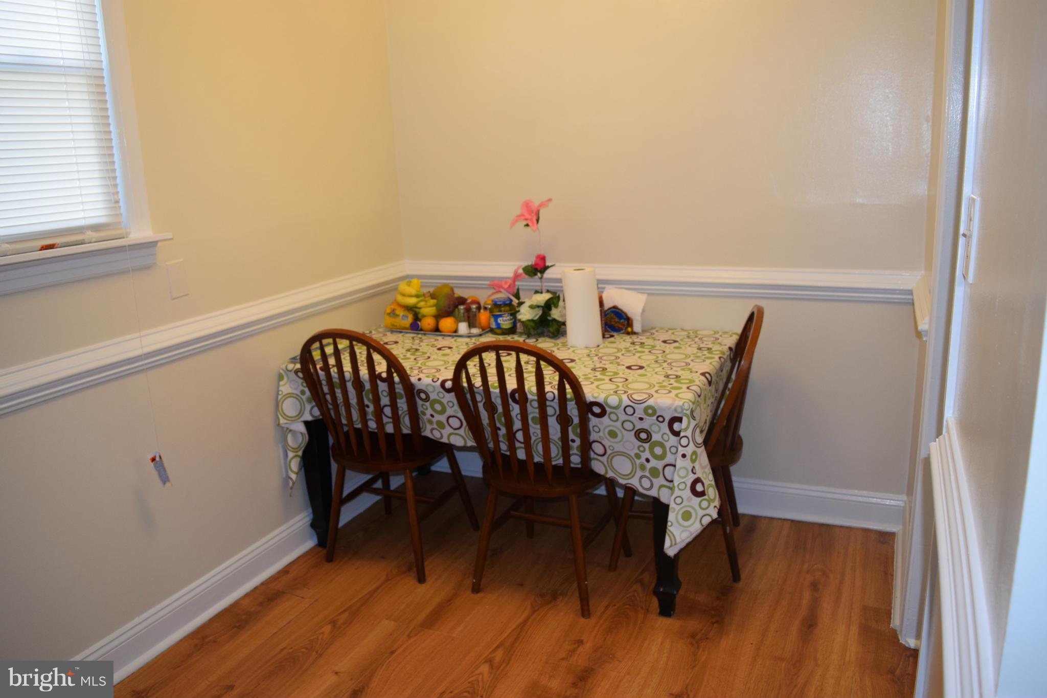 3137 Wayne Road Falls Church, VA 22042 - Photo 4 of 12 Dining Room