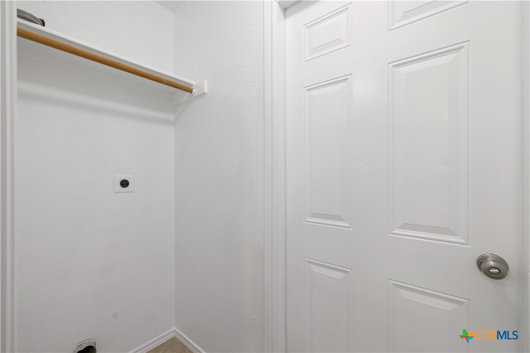 217 Timber Ridge Drive Nolanville, TX 76559 - Photo 19 of 25 a bathroom with a shower