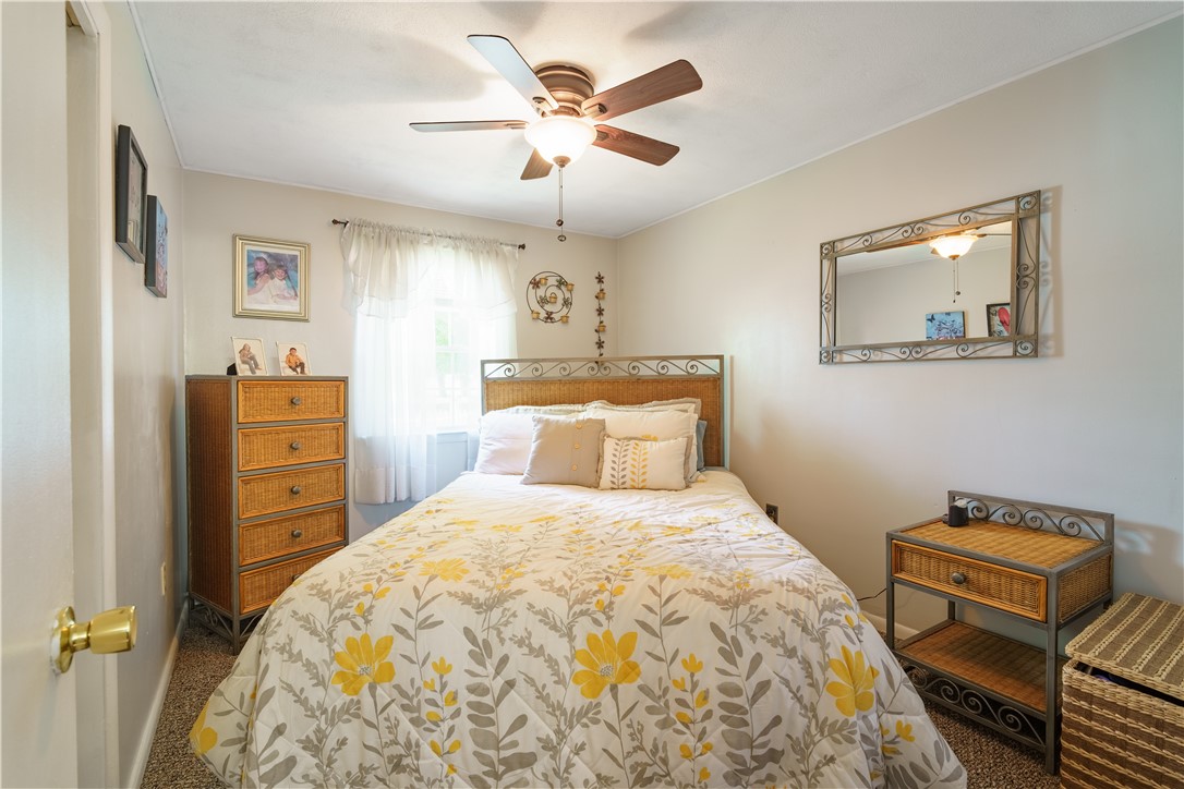 76 Vanderbilt Road Warwick, RI 02886 - Photo 10 of 22 Gallery Image 10