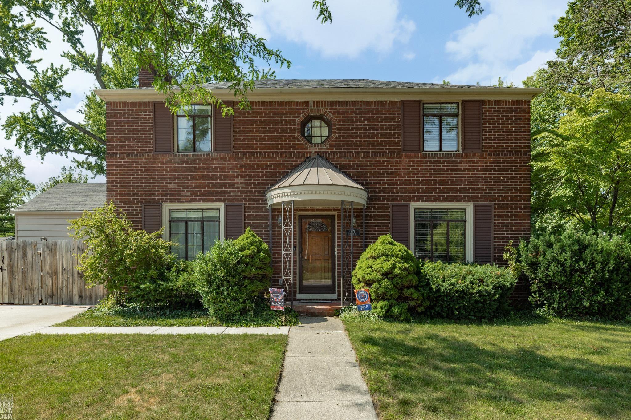 675 Fisher Road Grosse Pointe, MI 48230 - Photo 1 of 51
