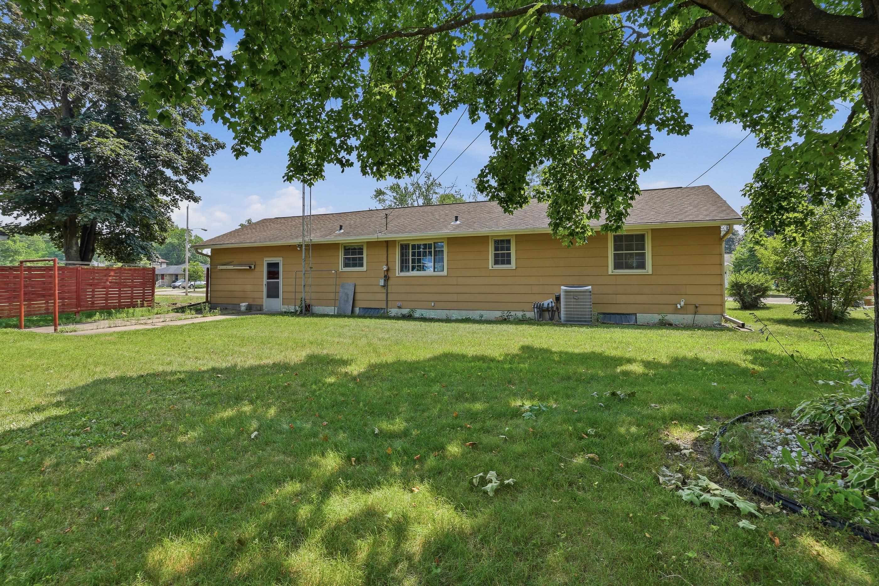 2416 Center Street Stevens Point, WI 54481 - Photo 41 of 52 Gallery Image 41