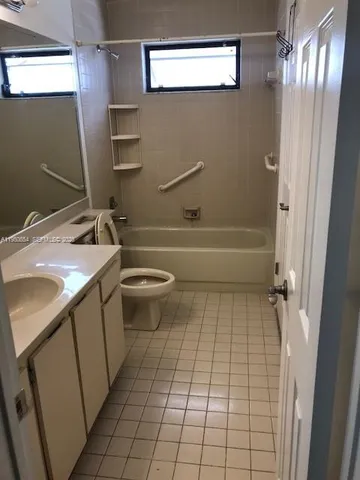 $2,500 | 337 Ives Dairy Road, Unit 1, Miami, FL 33179