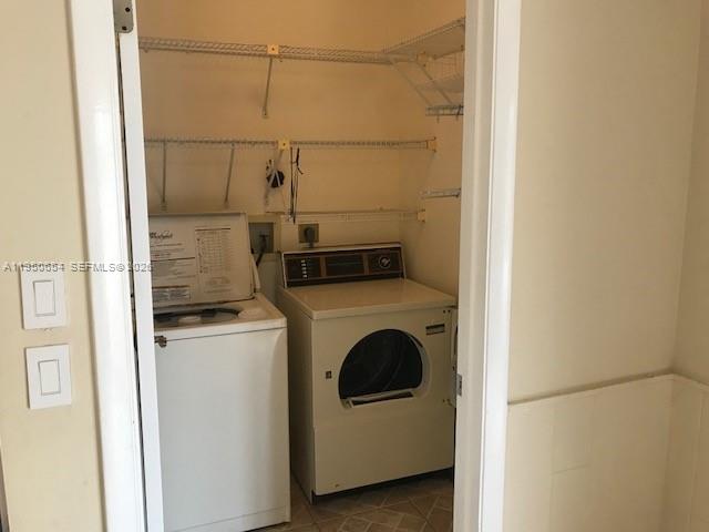 337 Ives Dairy Road, Unit 1 Miami, FL 33179 - Photo 23 of 38