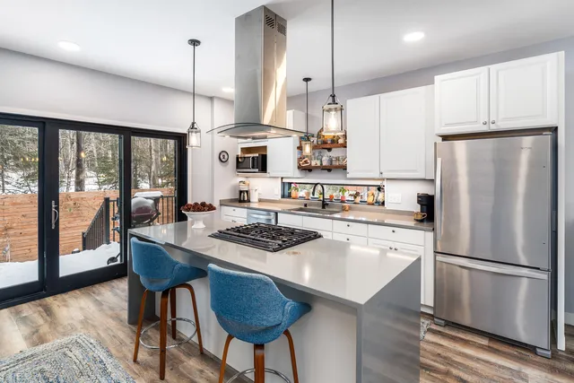 $595,000 | 3631 London Road, Duluth, MN 55804