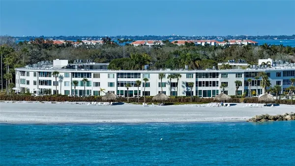 $2,100,000 | 100 Sands Point Road, Unit 114, Longboat Key, FL 34228
