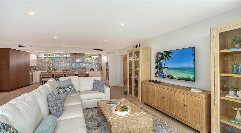 100 Sands Point Road, Unit 114 Longboat Key, FL 34228 - Photo 13 of 40